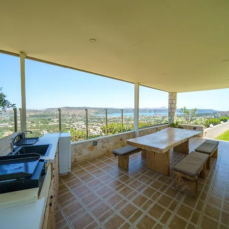 Kedria With A Panoramic Ocean View