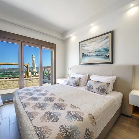 Kedria With A Panoramic Ocean View *